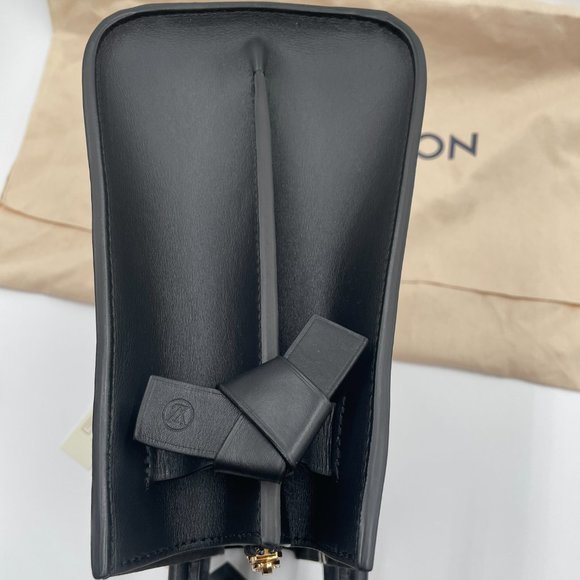 Louis Vuitton Handbag - Picture 11 of 16